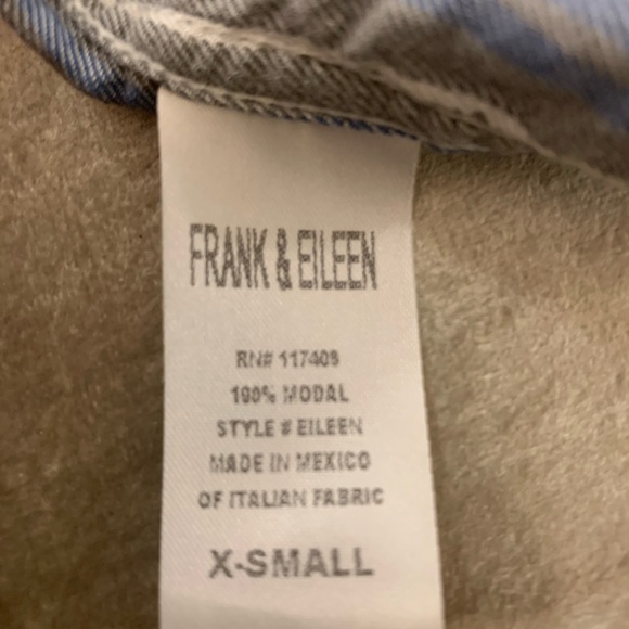 Frank & Eileen button up blue grey white XS - Picture 6 of 7